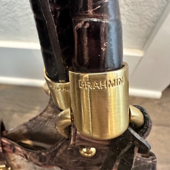 Brahmin Elisa Brown Embossed Croc Leather Purse - Picture 7 of 12